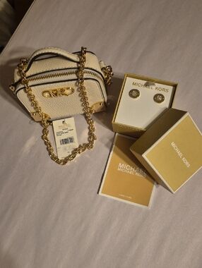 NWT Michael kors bundle.